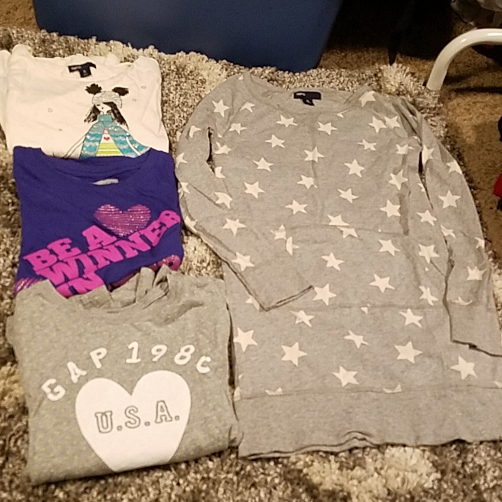 $13 for bundle.. Girls tops